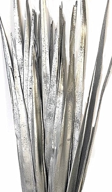 Cacho Palm in Metalic silver